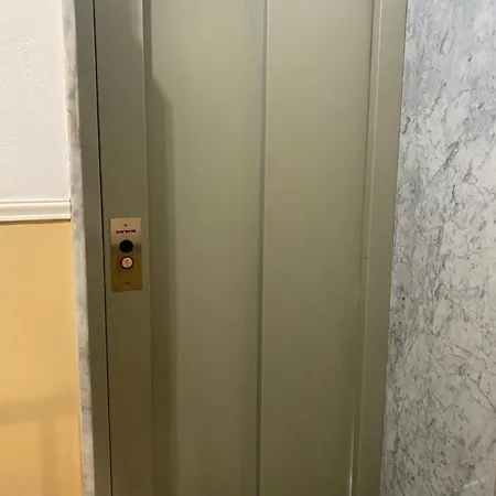Attico Spaccanapoli Con Mega Terrazzo