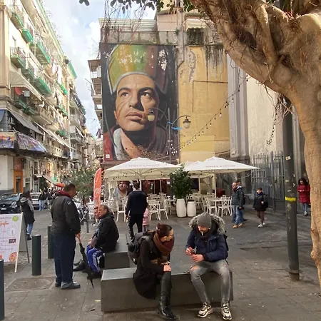 Civico 22 Silvestre Bed & Breakfast Naples