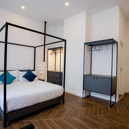 Palazzo Dei Conti Bed & Breakfast *