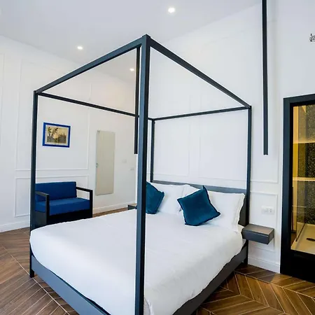 Palazzo Dei Conti Bed & Breakfast Napoli