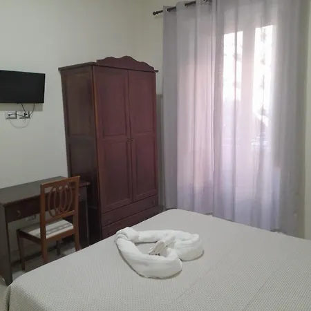 Hotel Hotel Vittorio Veneto Napoli Neapel
