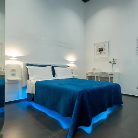 Bed & Breakfast Skyhouse Chiatamone 2*