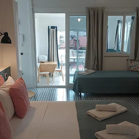 Apartment Tribunali Rooftop 46 *