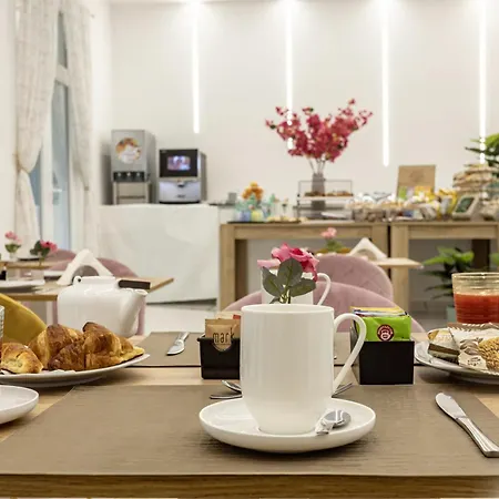 Aparthotel Hotiday Collection - Sant'arcangelo Naples