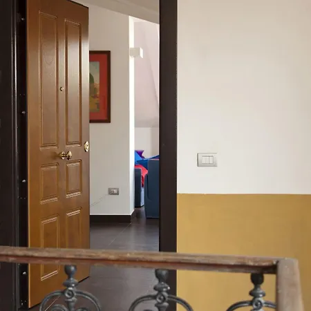 Incantevole Mansarda Al Centro Storico Appartamento Napoli