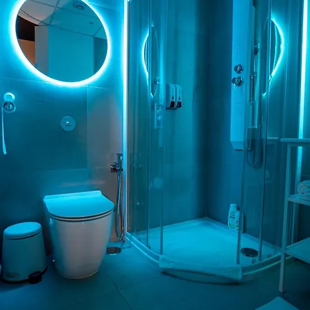 Skyhouse Beverello 3*