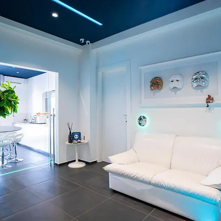 Skyhouse Beverello Naples