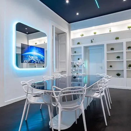 Skyhouse Duomo Bed & Breakfast Naples