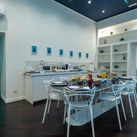 Skyhouse Duomo Bed & Breakfast Naples