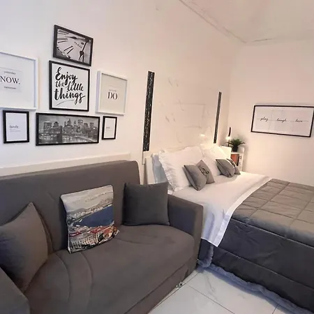 Holiday home Marinella House Naples
