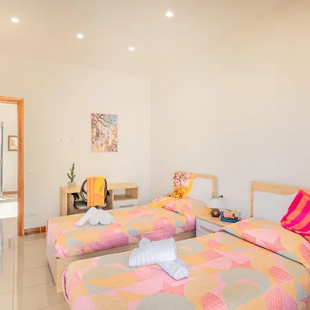 Bright Private Parking - Happy Apartment Naples