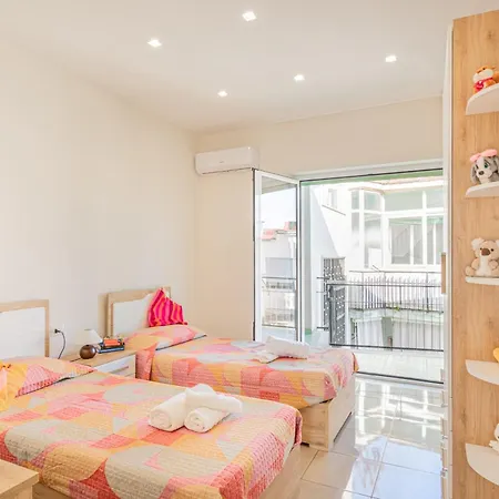 Bright Private Parking - Happy Apartment