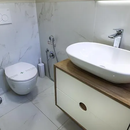 Apartment Fflats Modern In The Heart Of - 201 Naples