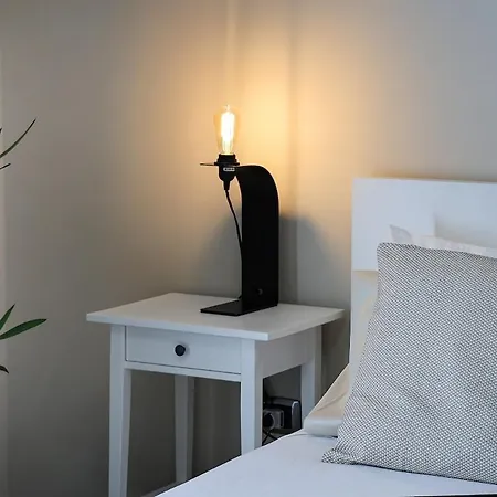 Fflats Modern In The Heart Of - 201 Apartment *