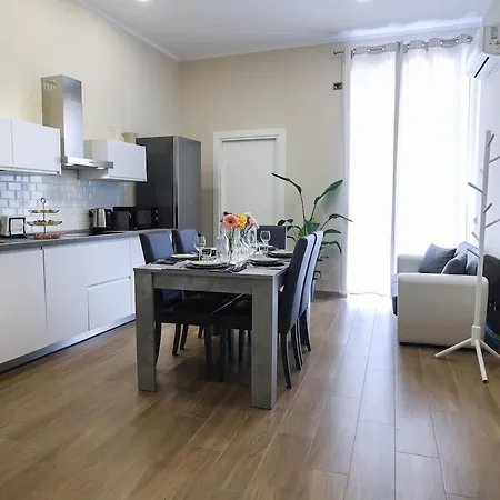 Fflats Modern In The Heart Of - 201 * Naples