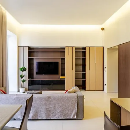 Partenope Luxury Light House *