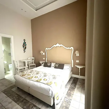 Miluar Relais - - Vanvitelli *