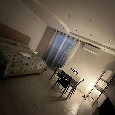 Smart's House Deluxe Spagnoli Apartment Naples