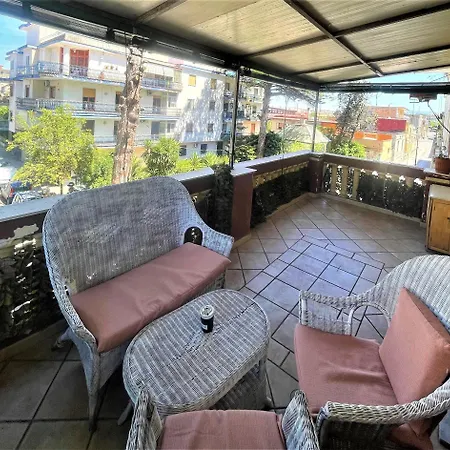 Terrazza Bisignano Next Station Napoli