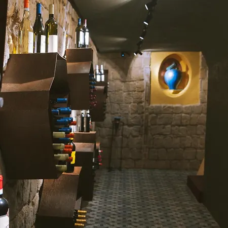 Atelier Inès Arts&suites * Napoli