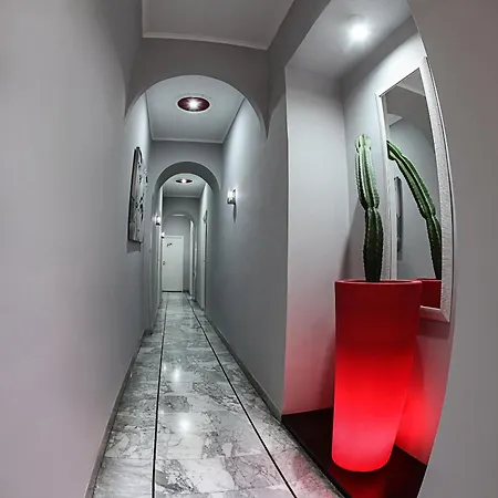 H Boutique 3* Neapol