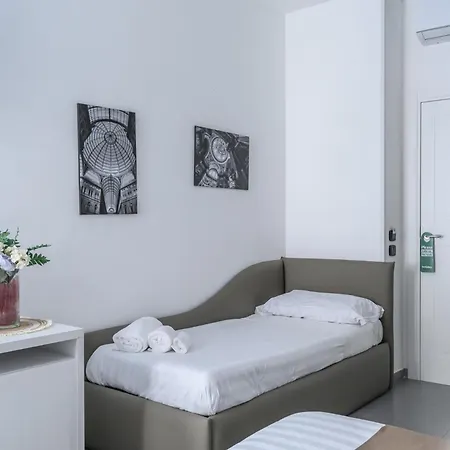 Aparthotel Hotiday Collection - Duomo Neapel