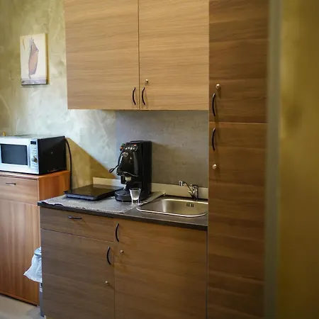 Bed & Breakfast Binario 14 Piazza Garibaldi *