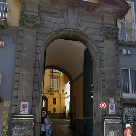 La Dimora Di Piazza Bellini Apartment
