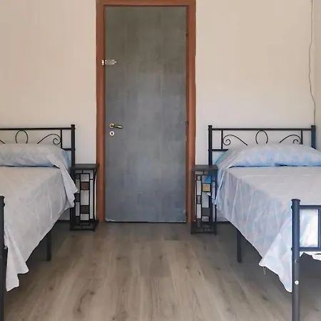 Apartment Tra I Giardini Della Scalinata Di San Gennaro Naples