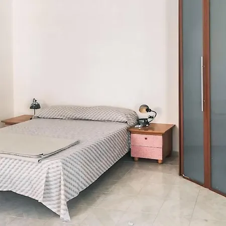 Tra I Giardini Della Scalinata Di San Gennaro Apartment