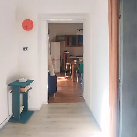 Apartment Tra I Giardini Della Scalinata Di San Gennaro Naples