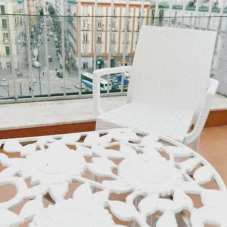 Napoleon In Principe Umberto Square Apartment *