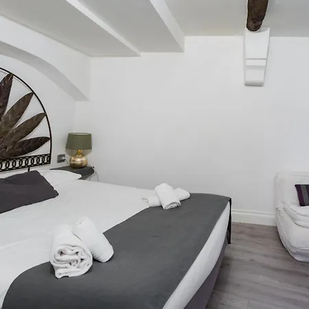 Wellness Hm Wellness By Dimorra Holiday home Naples