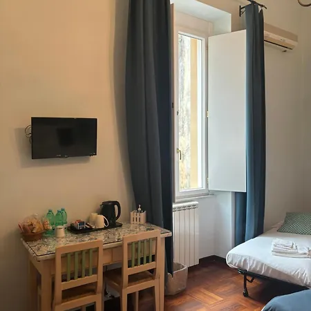 Folle Citta Bed & Breakfast Naples