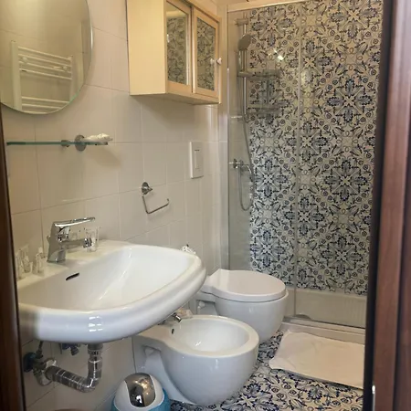 Folle Citta Bed & Breakfast *