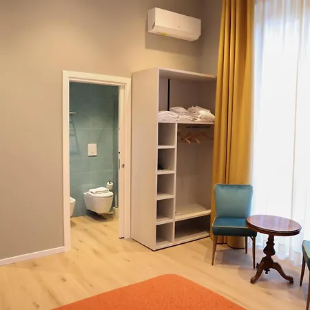 109 Luxury * Naples