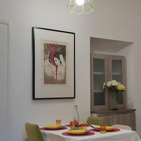 Maison Metro Mergellina *