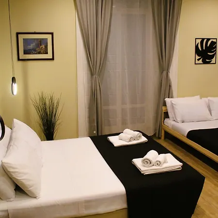 Affittacamere Blackwoody Contemporary - Centro Storico Via Toledo *