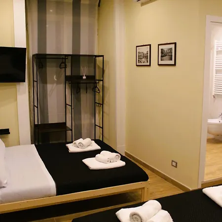 Blackwoody Contemporary - Centro Storico Via Toledo