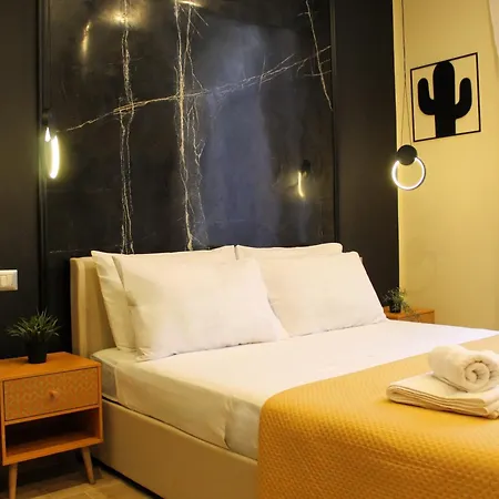 Affittacamere Blackwoody Contemporary - Centro Storico Via Toledo *