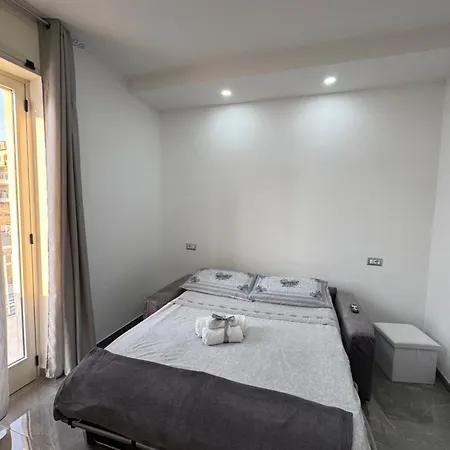 Bed & Breakfast Napolitudine