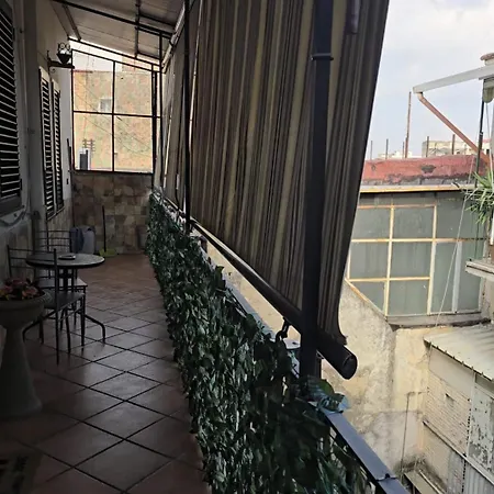 Gate Apartment