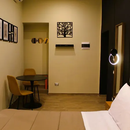 Affittacamere Blackwoody Contemporary - Centro Storico Via Toledo Napoli