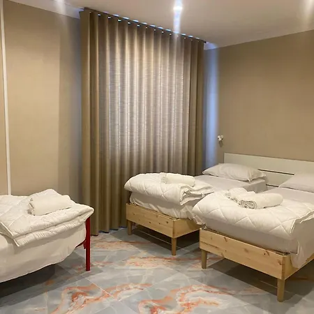 Guest house Business House