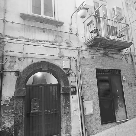 Teo A Toledo * Naples
