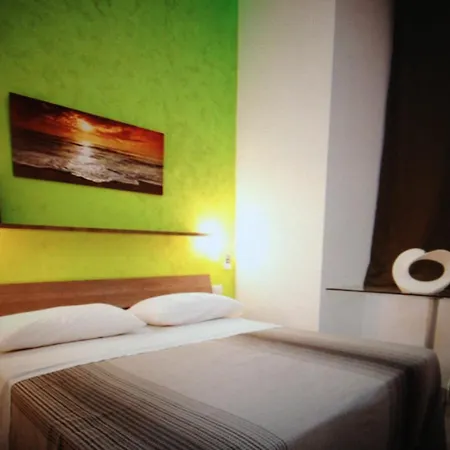 فندق Mergellinaresort 3*