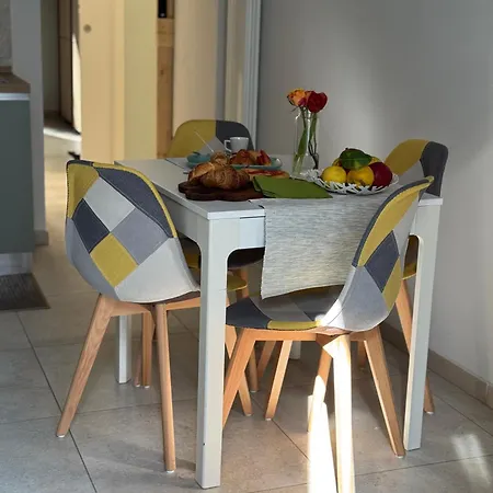 Apartamento Mirea Nápoles