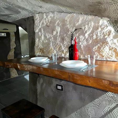 Centro - Grottino Con Vasca Idromassaggio *