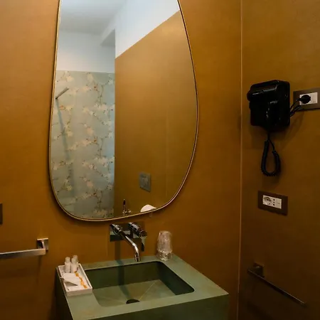 Four Points Guest house *