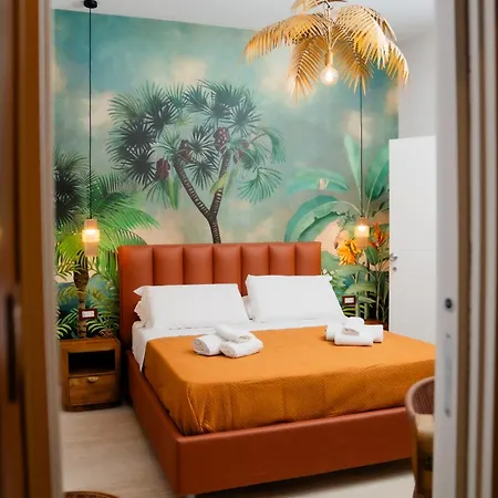 Four Points Guest house *